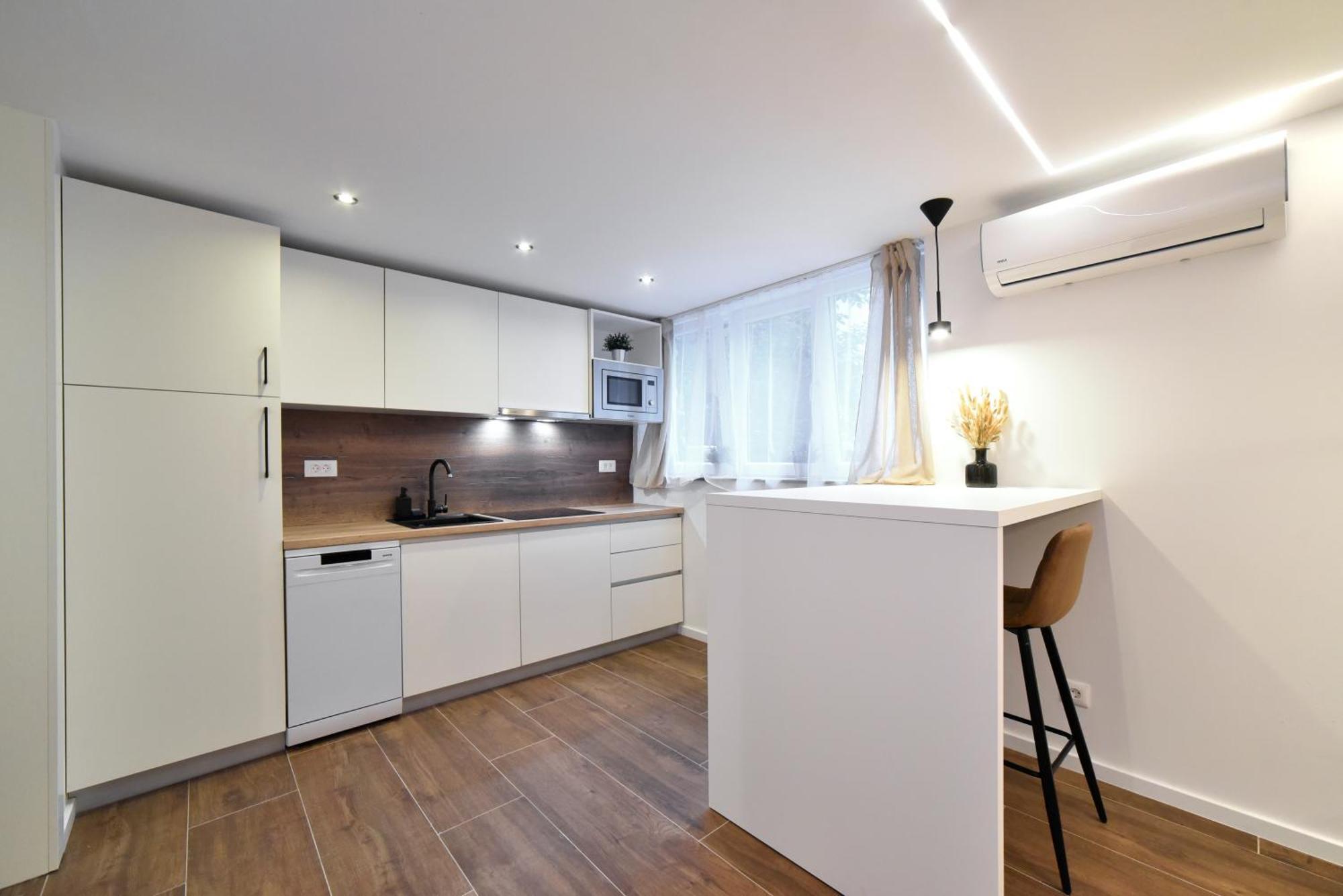 Optima Apartment Загреб Экстерьер фото